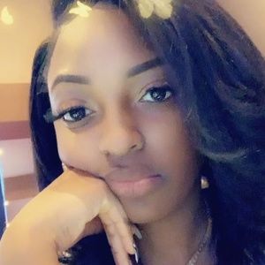 Meet your Posher, Shae